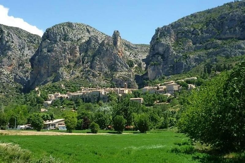 Moustiers-Sainte-Marie and Verdon Canyon Tour from Aix-en-Provence - At a glance