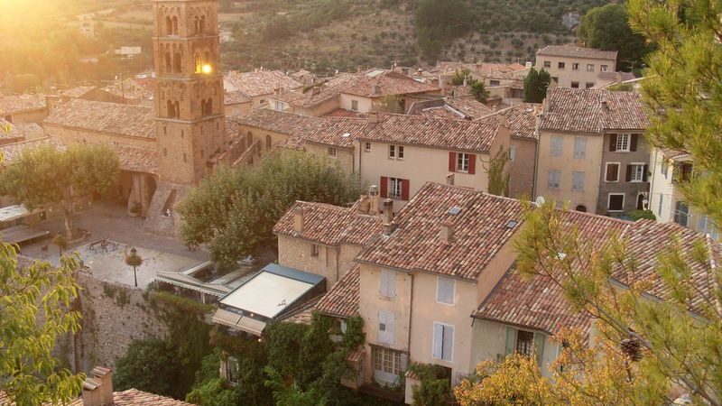 Moustiers-Sainte-Marie and Verdon Canyon Tour from Aix-en-Provence - Should you book the Moustiers and Verdon tour?