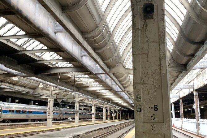 Movie and TV Guided Walking Tour Through Chicago Union Station - Good To Know