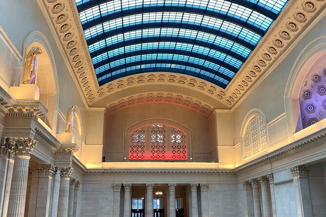Movie and TV Guided Walking Tour Through Chicago Union Station - Who Should Consider This Tour?