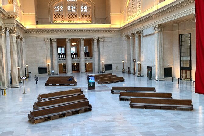 Movie and TV Guided Walking Tour Through Chicago Union Station - FAQs