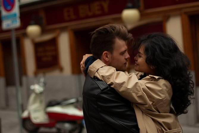 Movie Inspired 30 Minute Private Photoshoot in Madrid - Special Places, Schedules, and Requests