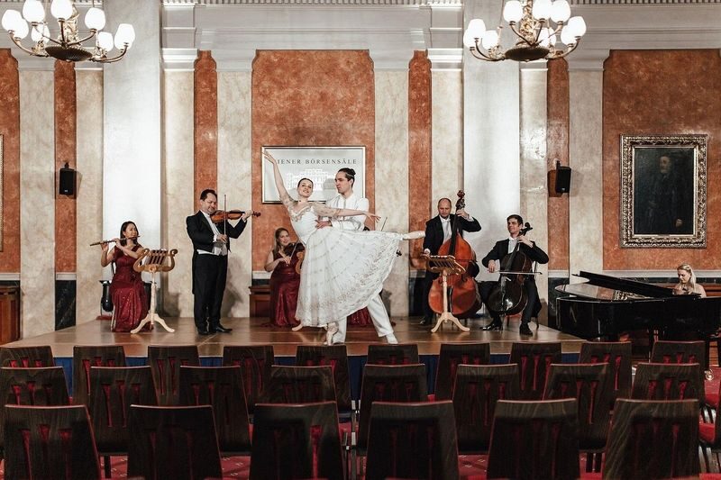Mozart & Johann Strauss concert with ballet ticket - Is the ticket good value?