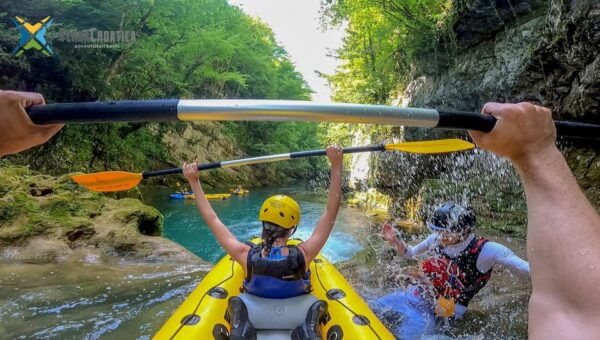 Mrežnica: Upper Canyon Kayak Tour - Booking Information
