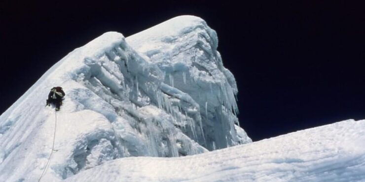 Mt. Cholatse Expedition 2025/2026 - Trekking and Climbing Experience