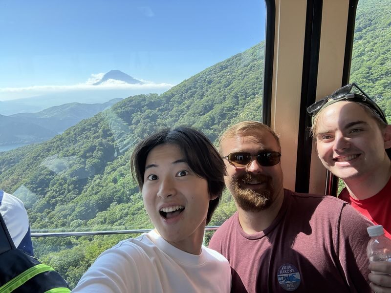 Mt Fuji & Hakone Day Trip, Drum Show, Cruise, Ropeway from Tokyo - Lunch, with drums and a few caveats