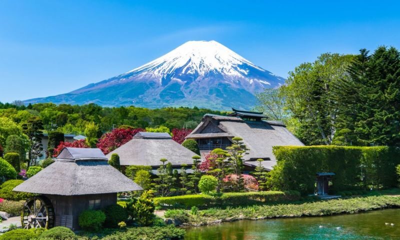 Mt.Fuji & Hakone & Gotemba premium Outlets From Tokyo - Lake Ashi: a calm finish, but not a cruise ticket