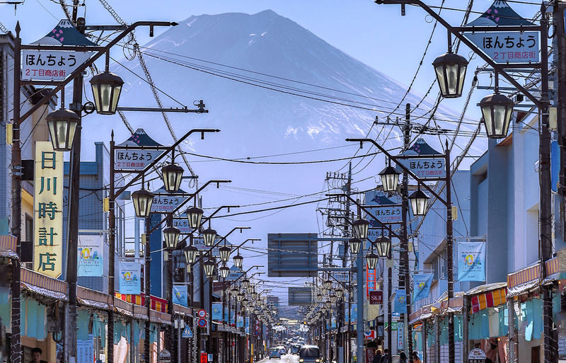 Mt. Fuji Instagram-Worthy Spots Day Tour: Ladder Town, Oshino Hakkai, Lake Kawaguchi, Lawson Convenience Store (Departing from Tokyo Station or Shinjuku Station) - What the day feels like on the road