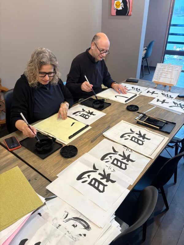 Mt. Fuji: Japanese Calligraphy Class with Local Instructor - Authenticity and Cultural Insight