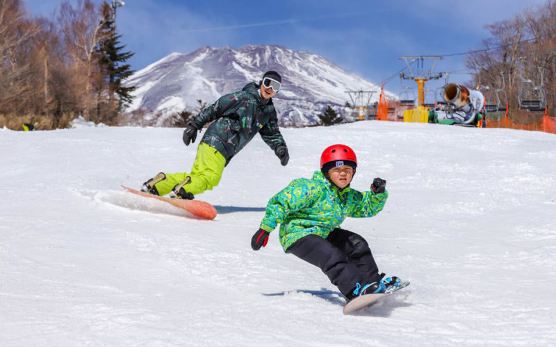 Mt. Fuji Snow Resort Yeti - Beginner Lesson & Snow Fun from Tokyo - Who gets the best value from this trip?