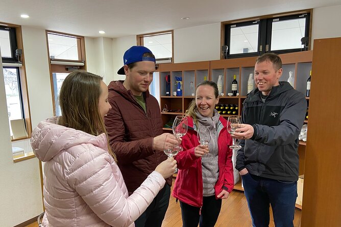 Mt Fuji Wineries Half-Day Tour - Snacks and Bottled Water