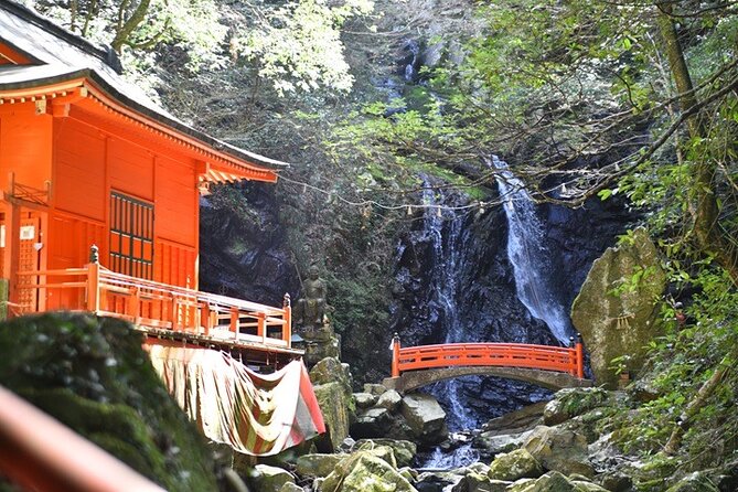 Mt. Inunaki Trekking and Goma Prayer Experience in Osaka - Whats Included in the Package
