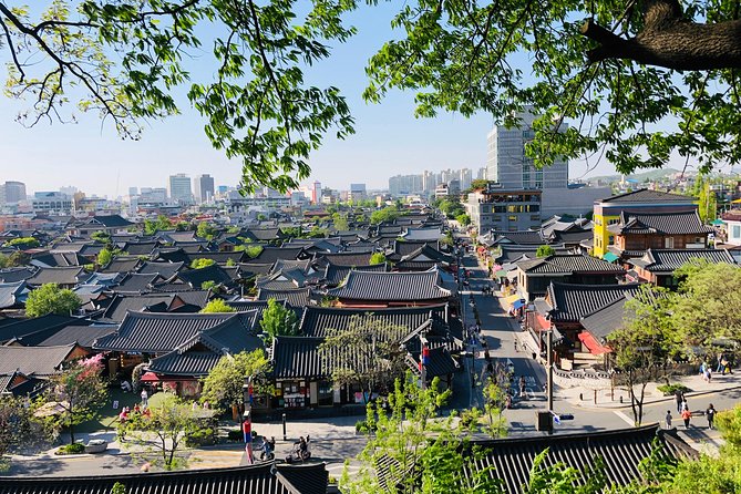 Mt. Naejang Autumn Foliage and Jeonju Hanok Village 1 Day Tour - What to Wear and Bring
