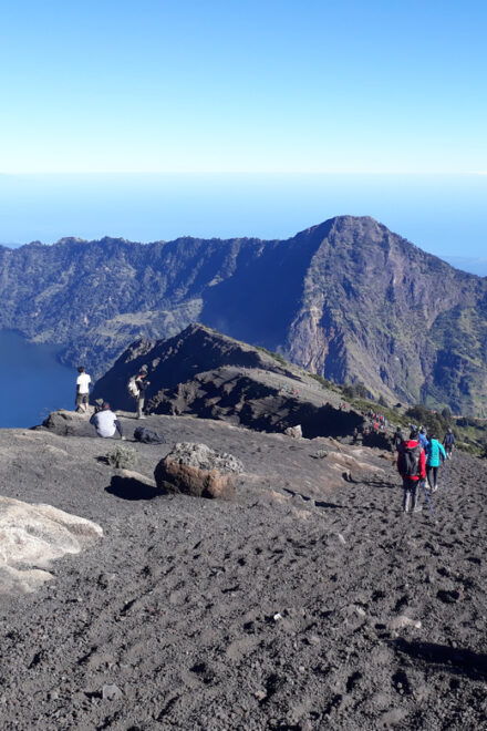 Mt. Rinjani 2-Day Crater or Summit Hike With Porter Service - Participant Requirements