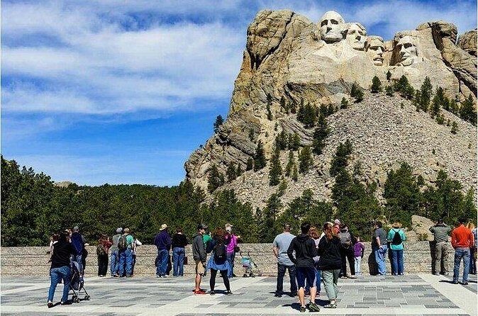 Mt Rushmore, Crazy Horse and Custer State Park Wildlife Loop Tour - Why Choose This Tour?