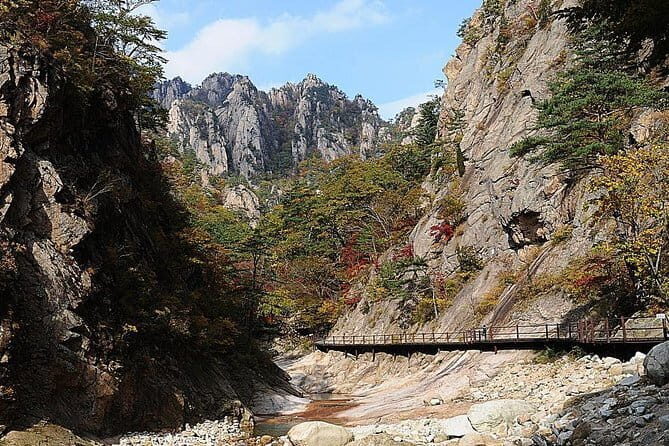 Mt. Seoraksan National Park Scenic Journey - Why Choose the Mt. Seoraksan Scenic Journey?
