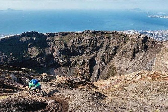 Mt Vesuvius E-Bike Tour - Tour Guide and Group Size