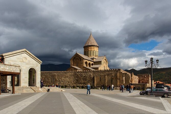 Mtskheta-Jvari + Gori-Uflistsikhe Tour - Tour Logistics