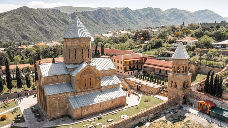 Mtskheta & Samtavro Half-Day Architecture Tour - Reading the one-review rating carefully