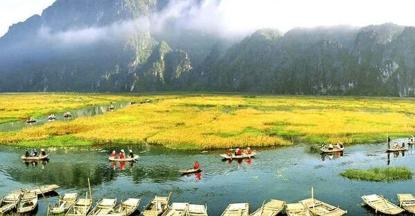 Mua Caves, Van Long Nature Reserve, Hoa Lu Private Day Trip - Local Cuisine