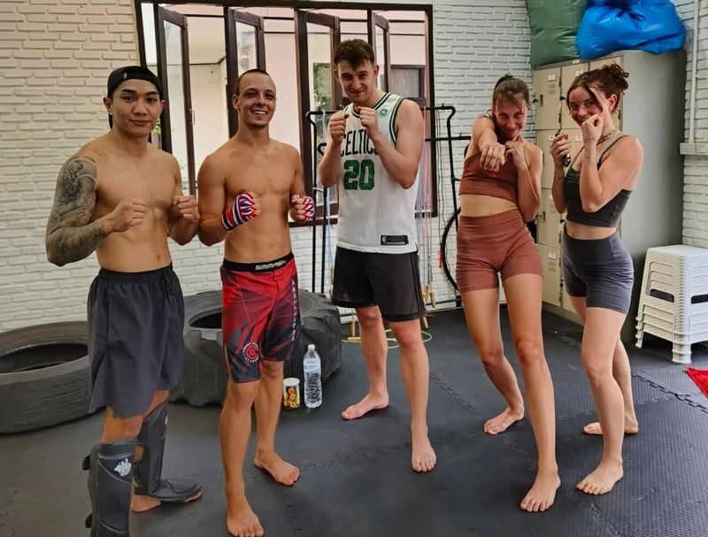 Muay Thai Boxing Introduction Class for Beginners in Chiang Rai - One hour of Muay Thai, not a fight night