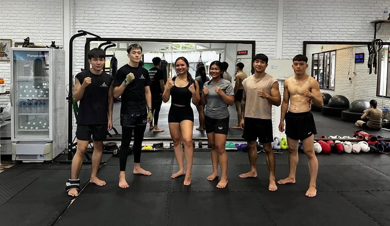 Muay Thai Boxing Introduction Class for Beginners in Chiang Rai - Group class or private coaching