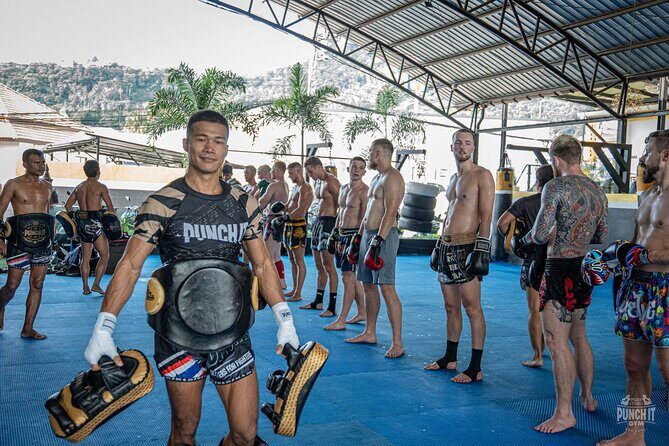 Muay Thai Training in Koh Samui with Thai Fighters - The Training Environment and Group Dynamics