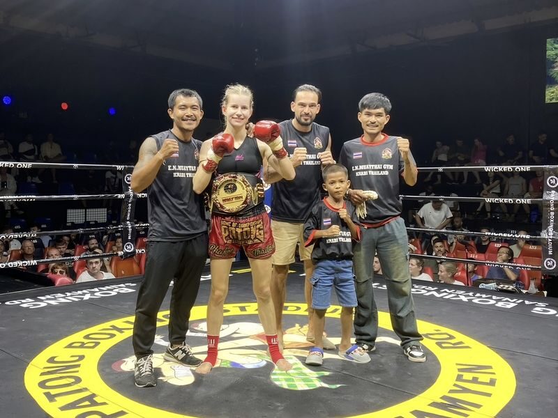 Muaythai Boxing class at E.N. Muaythai Gym in Krabi - What the equipment and instruction mean for beginners