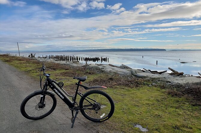 Mud Bay Park Bicycle Rental - Location and Transportation