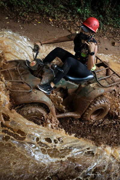 Mud Madness - Vehicle Selection