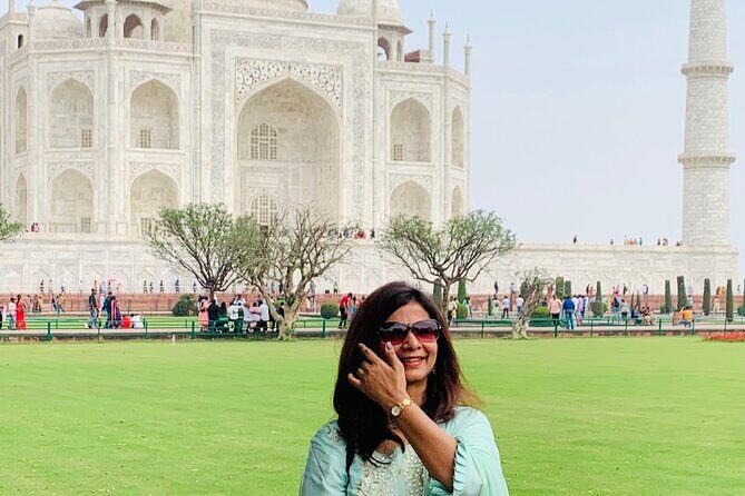 Mughal Marvels: Overnight To Taj Agra Fatehpur Sikri from Delhi - Good To Know