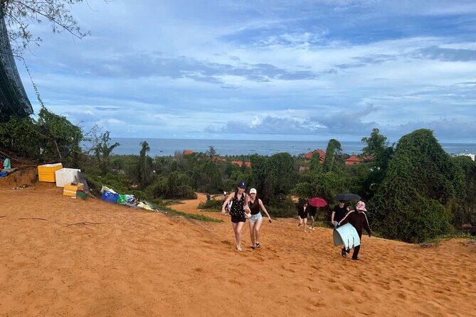 Mui Ne Day Tour: Ong Dia Rock Beach & Sand Dunes Adventure - Overview of the Mui Ne Day Tour: What to Expect