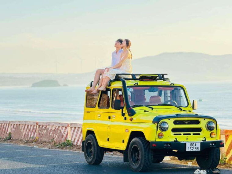 Mui Ne Group Tour: Sunrise or Sunset Jeep Tour Sand Dunes - Travel Method