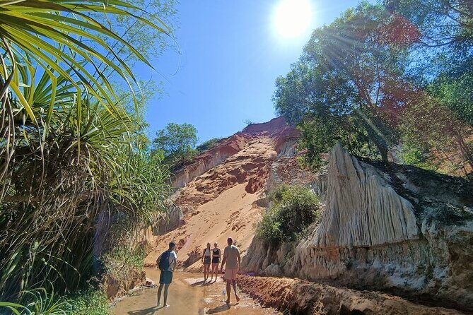 Mui Ne Jeep Adventure: Discover Sand Dunes with a Local Guide - White Sand Dunes: The Fun Begins