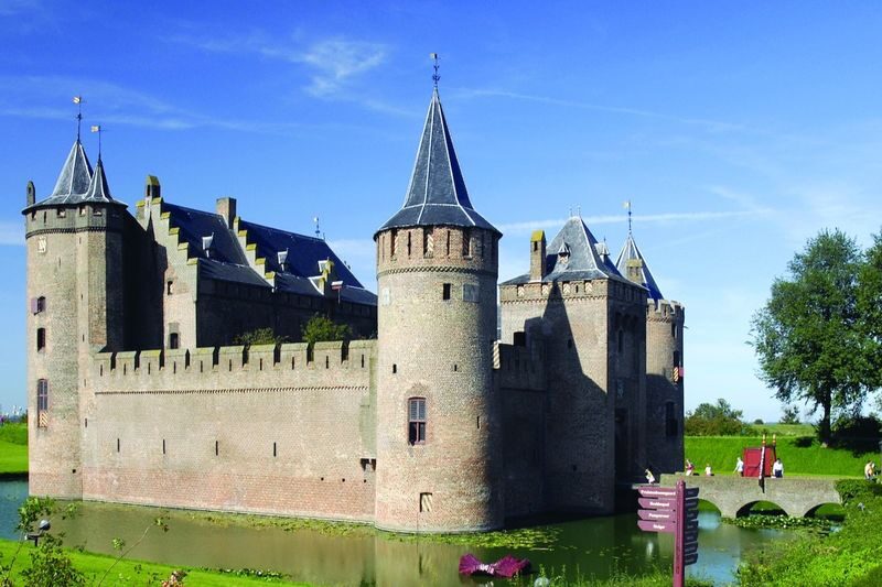 Muiderslot Castle Admission near Amsterdam - What to Know Before You Go