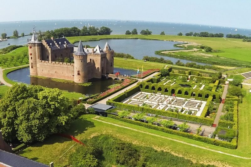 Muiderslot Castle Admission near Amsterdam - Getting to Muiden From Amsterdam