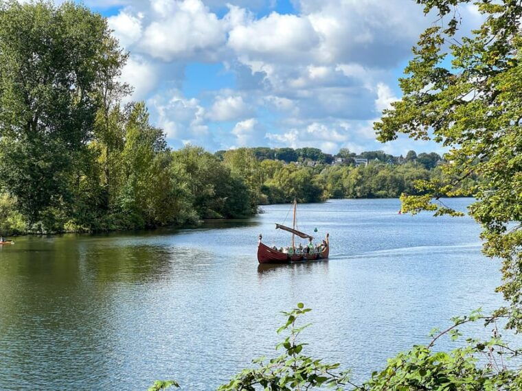 Mülheim an der Ruhr: embark on a rowing adventure with our Viking ship! - The Sum Up