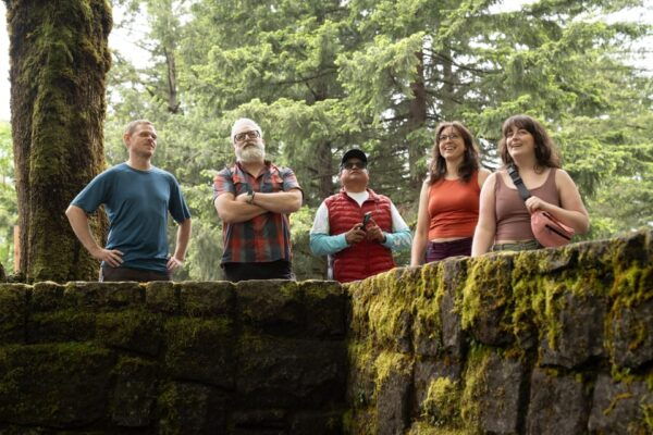 Multnomah Falls: Half-Day Tour of All 6 Major Waterfalls - Visiting Crown Point Vista House