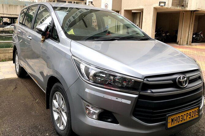 Mumbai Airport Drop via Toyota Crysta SUV - Why Choose This Transfer Service?