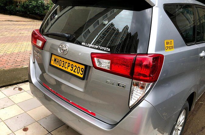 Mumbai Airport Drop via Toyota Crysta SUV - FAQ