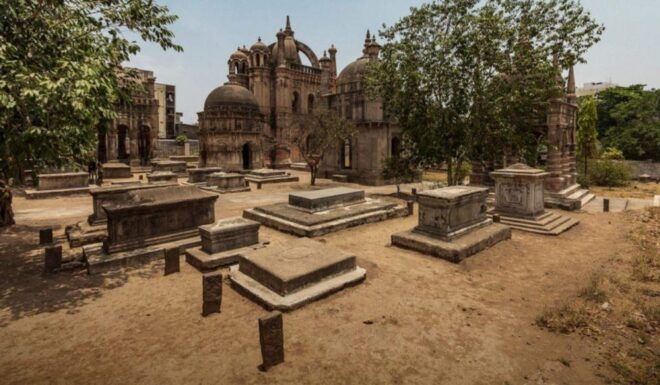 Mumbai Airport to Surat Transfer - Description