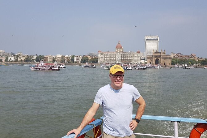 Mumbai by Dawn - Cultural Insights and Traditions