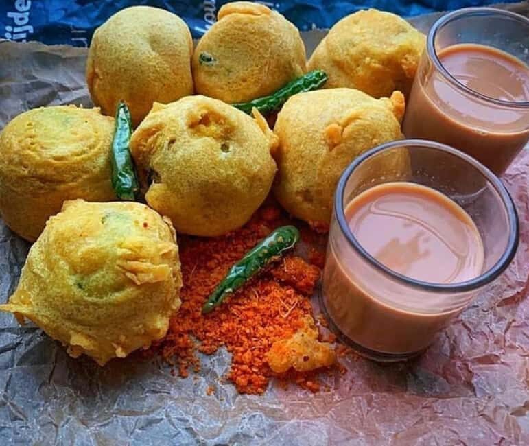 Mumbai by Night: Street Food & Heritage Walk - Practical Aspects