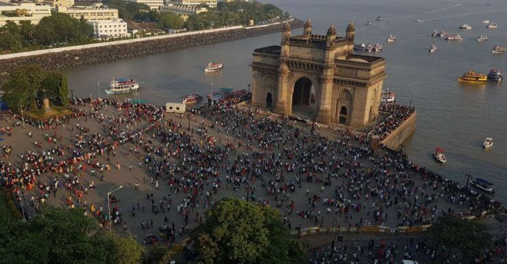 Mumbai: City Sightseeing and Bollywood Tour - Tour Highlights