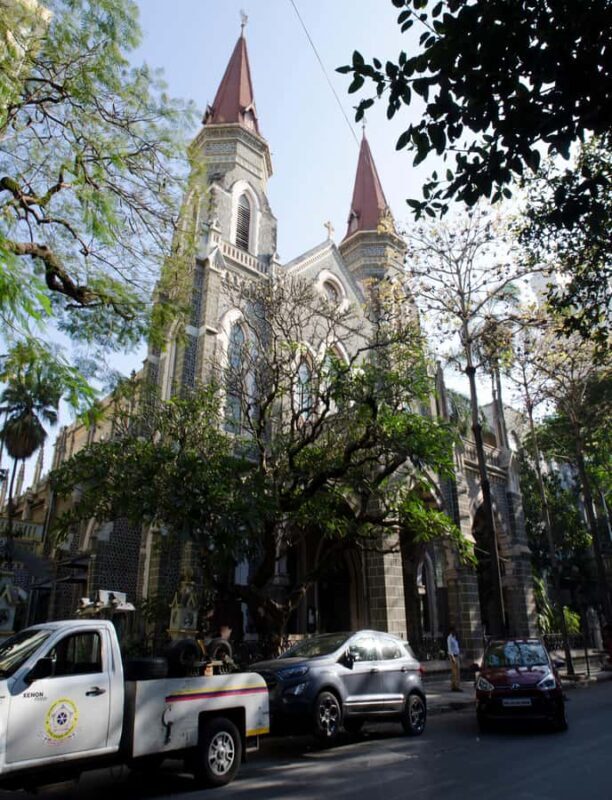 Mumbai: Colaba Walking Tour Gateway, Cathedral, Market, Cafe - Exploring the Itinerary in Detail
