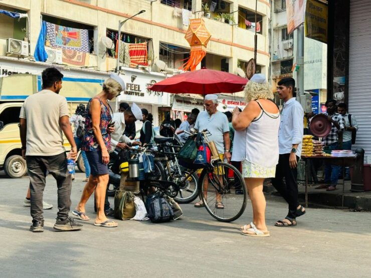 Mumbai: Dabbawalas, Dhobhighat & Dharavi Slum Half Day Tour - Tour Highlights