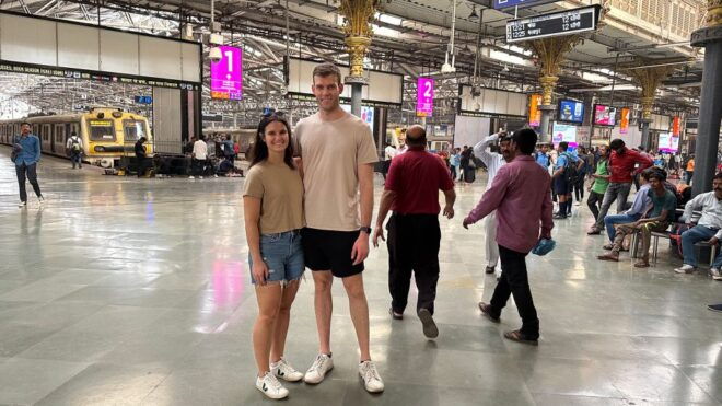 Mumbai: Dharavi Slum & Dhobi Ghat With Local Train Ride - Directions and How to Book the Tour