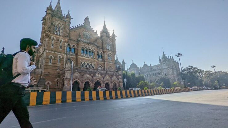 Mumbai: Dharavi Slum, DhobiGhat, Dabbawalla & India Gateway - Exploring the Iconic Gateway of India
