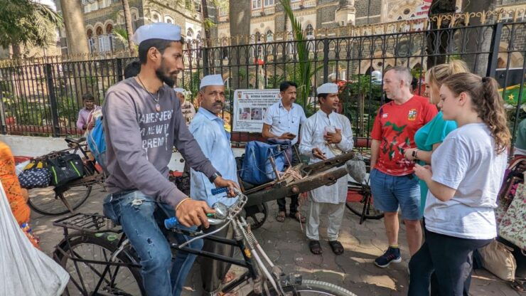 Mumbai: Dharavi Slum, DhobiGhat, Dabbawalla & India Gateway - Taking in the Vibrant Dharavi Slum