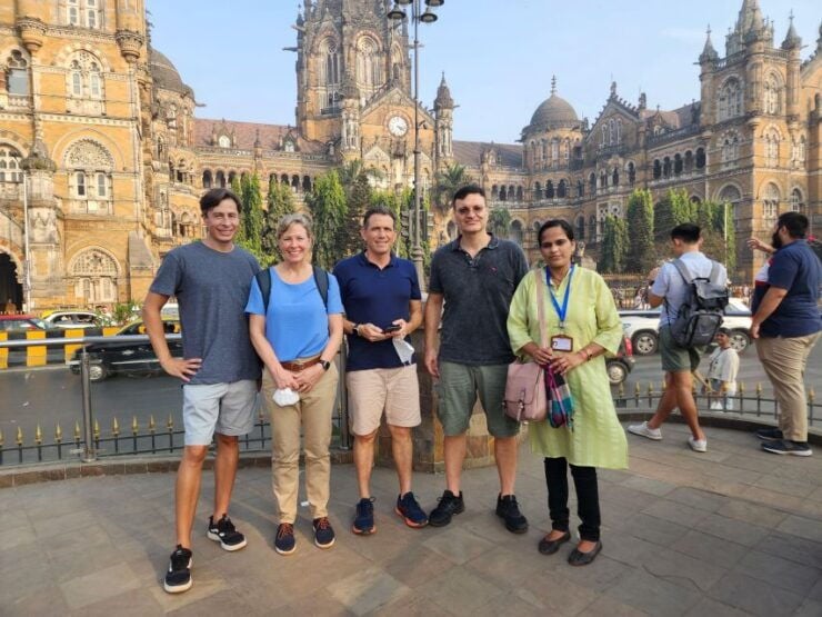 Mumbai: Essentials Group City Sightseeing Tour - Good To Know
